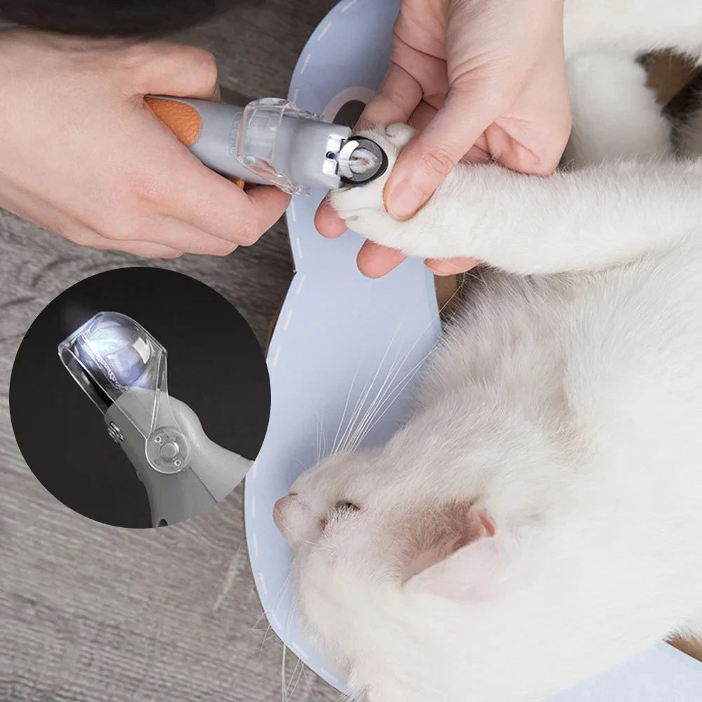 Professional Pet Nail Clipper with LED Safety Light.